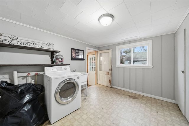 411 W Kilbuck Street, Tecumseh, MI 49286