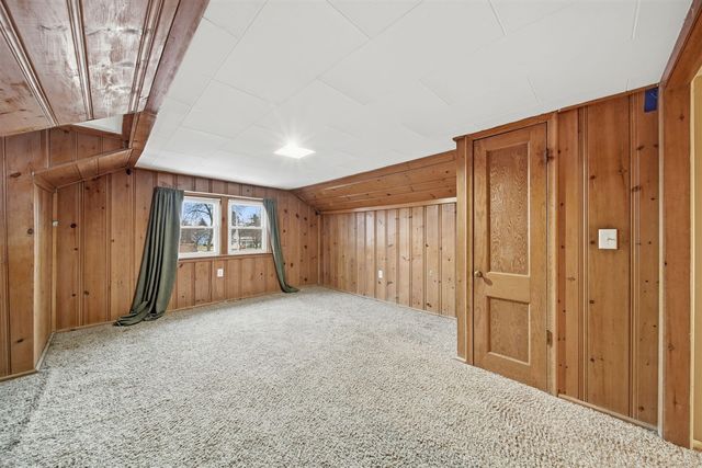 411 W Kilbuck Street, Tecumseh, MI 49286