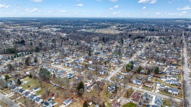 411 W Kilbuck Street, Tecumseh, MI 49286