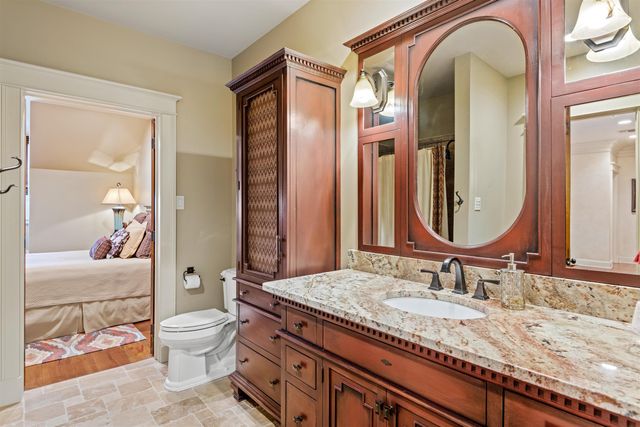 243 Rue De Levert, Raceland, LA 70374