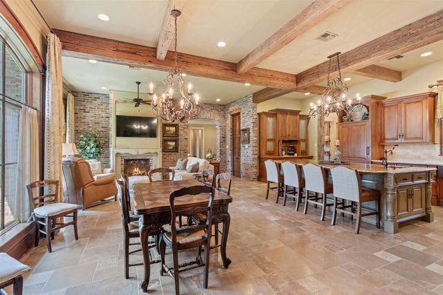 243 Rue De Levert, Raceland, LA 70374