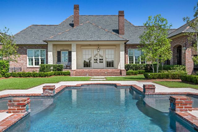 243 Rue De Levert, Raceland, LA 70374