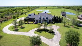 243 Rue De Levert, Raceland, LA 70374