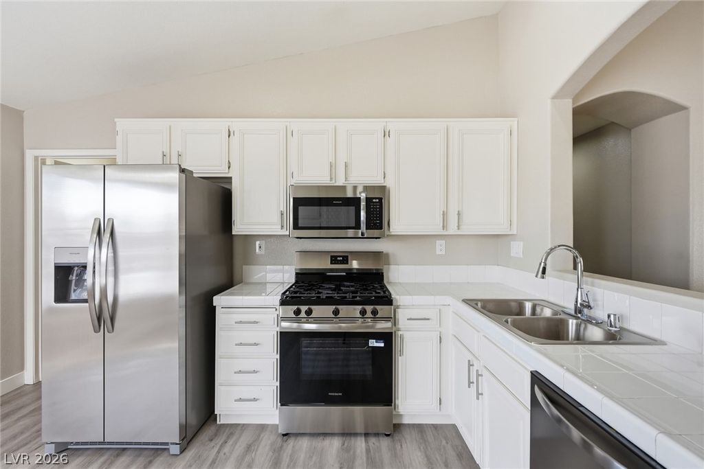 1428 Cloud Dance Court, North Las Vegas, NV 89031 — photo 5