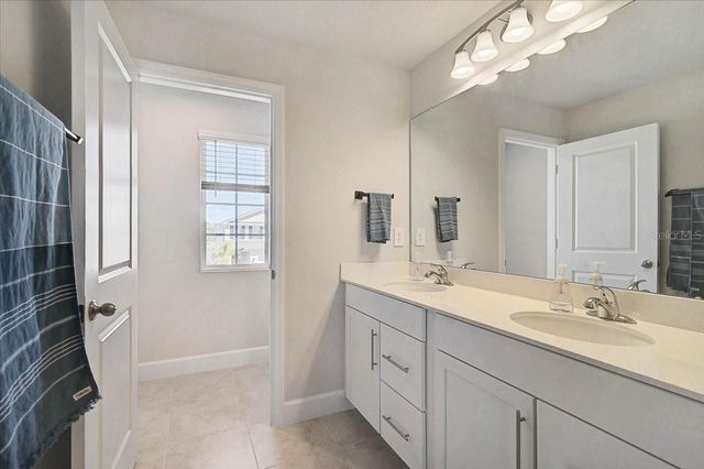 14023 CRIMSON AVENUE, Bradenton, FL 34211