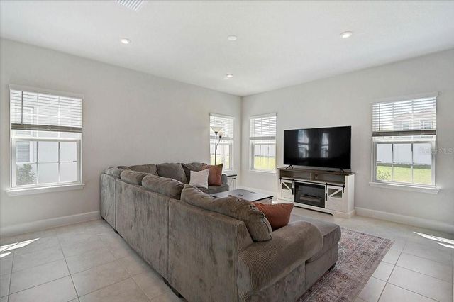 14023 CRIMSON AVENUE, Bradenton, FL 34211