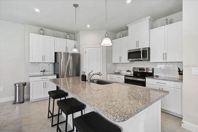 14023 CRIMSON AVENUE, Bradenton, FL 34211