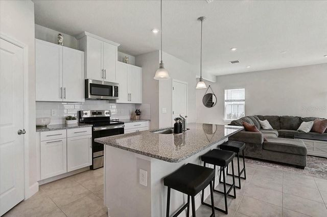 14023 CRIMSON AVENUE, Bradenton, FL 34211