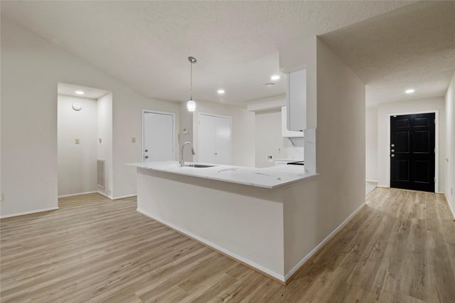 19635 Moonhollow Drive, Houston, TX 77084