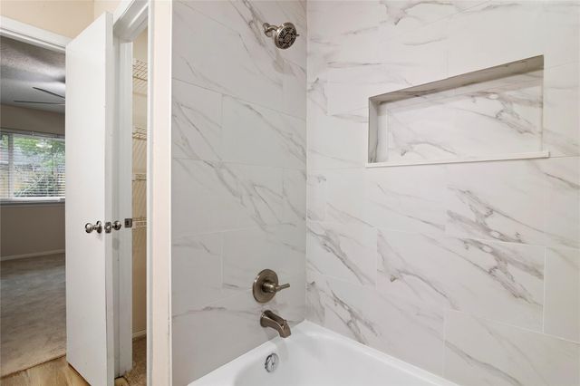 19635 Moonhollow Drive, Houston, TX 77084