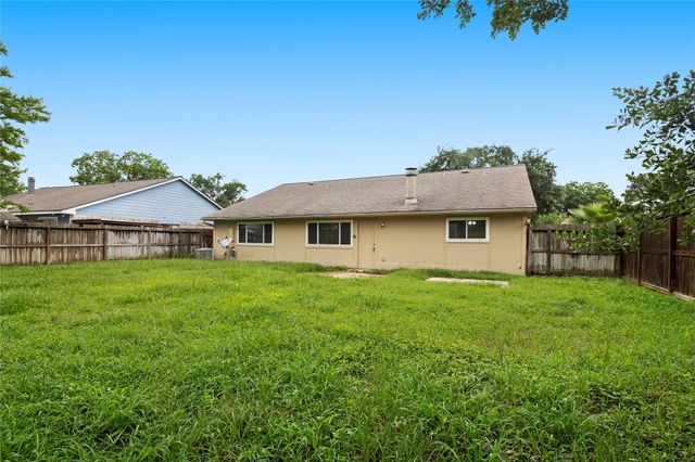 19635 Moonhollow Drive, Houston, TX 77084