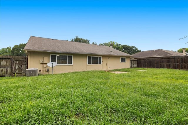 19635 Moonhollow Drive, Houston, TX 77084