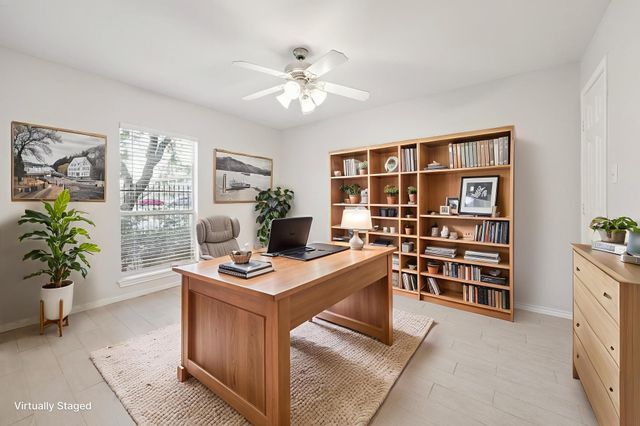 1138 W 25th Street F, Houston, TX 77008