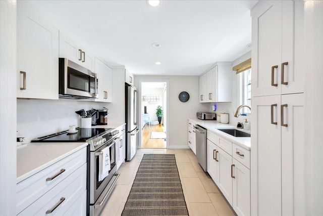 14 Halyard Road, Yarmouth Port, MA 02675
