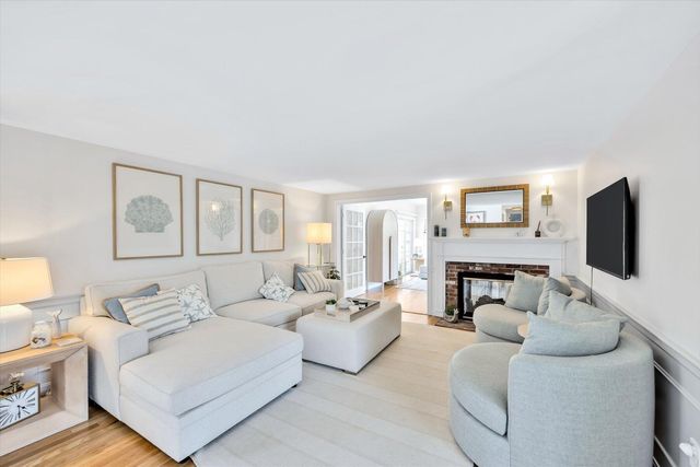 14 Halyard Road, Yarmouth Port, MA 02675
