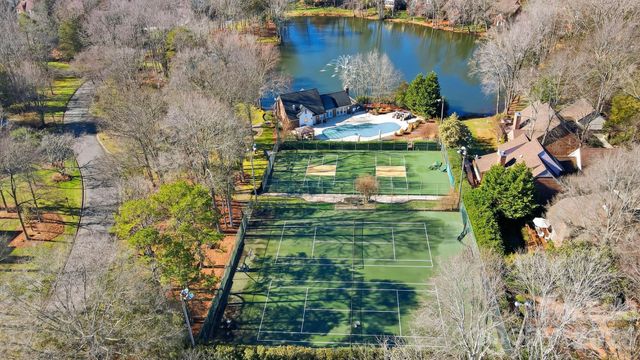 5206 Waxwind Lane, Charlotte, NC 28226