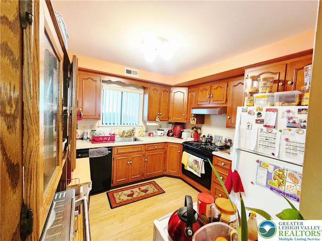 4509 North Hedgerow Drive 2, Lower Macungie Twp, PA 18103
