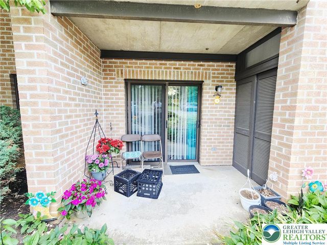 4509 North Hedgerow Drive 2, Lower Macungie Twp, PA 18103