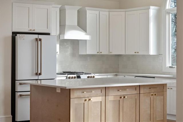 4113 W 150th Street, Overland Park, KS 66224