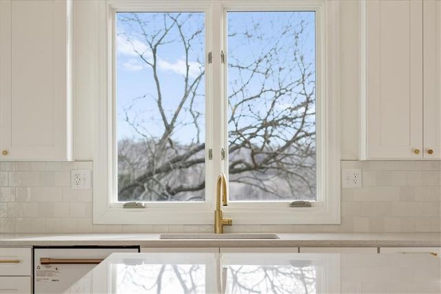 4113 W 150th Street, Overland Park, KS 66224