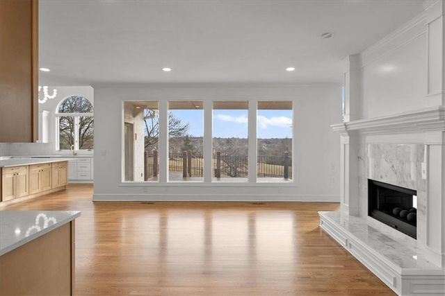 4113 W 150th Street, Overland Park, KS 66224