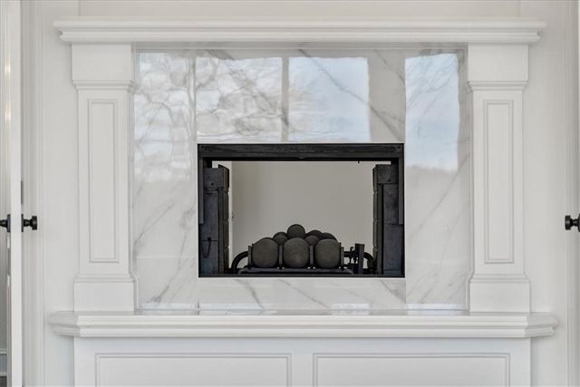 4113 W 150th Street, Overland Park, KS 66224