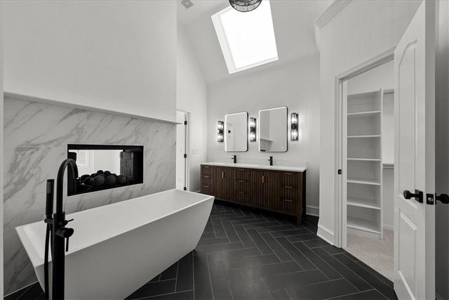 4113 W 150th Street, Overland Park, KS 66224