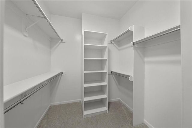 4113 W 150th Street, Overland Park, KS 66224