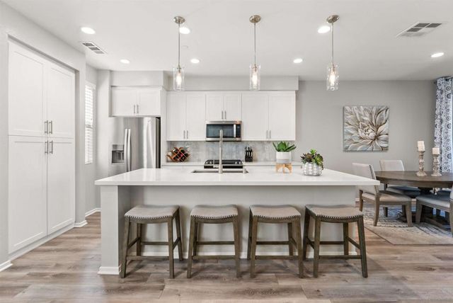 1291 Via Lucero, Oceanside, CA 92056