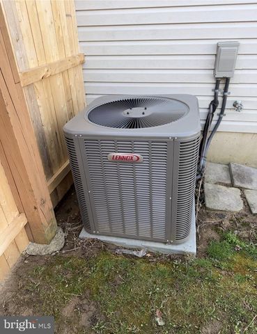 1428 ARLINE AVE, Abington, PA 19001