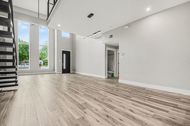 1442 Stella Avenue, Dallas, TX 75216