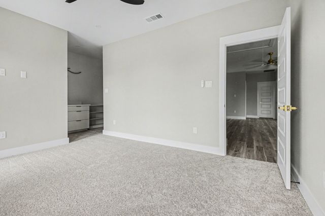 1442 Stella Avenue, Dallas, TX 75216