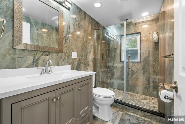 1667 Ardsley Court, Teaneck, NJ 07666