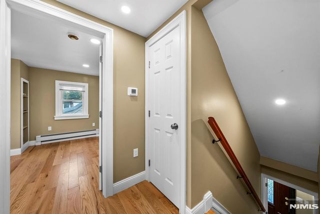 1667 Ardsley Court, Teaneck, NJ 07666