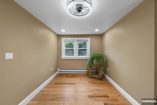 1667 Ardsley Court, Teaneck, NJ 07666