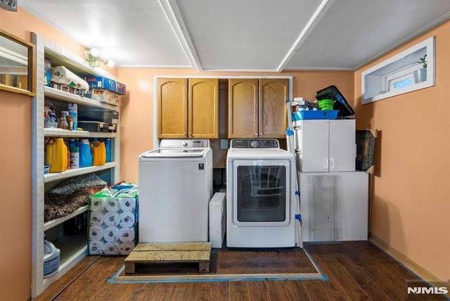 1667 Ardsley Court, Teaneck, NJ 07666