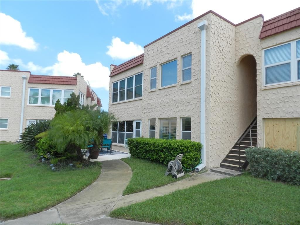 108 DOGWOOD CIRCLE 108, Seminole, FL 33777