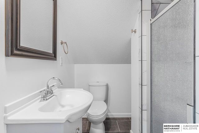 1211 Arbor Street, Omaha, NE 68108