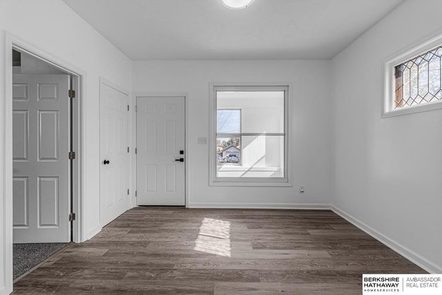 1211 Arbor Street, Omaha, NE 68108