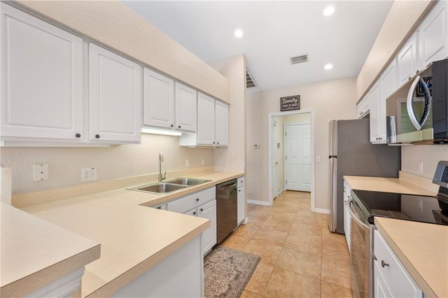 3420 SUMMIT LANE, Lakeland, FL 33810