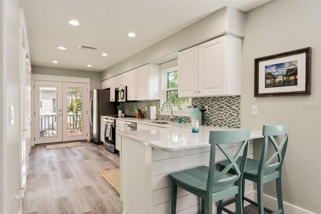 510 MAGNOLIA AVENUE, Anna Maria, FL 34216