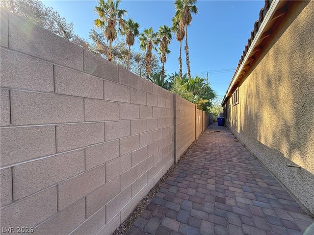 3548 East Tompkins Avenue, Las Vegas, NV 89121