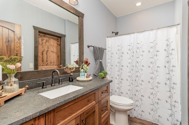 7243 Hazelwood Avenue, Northfield, MN 55057