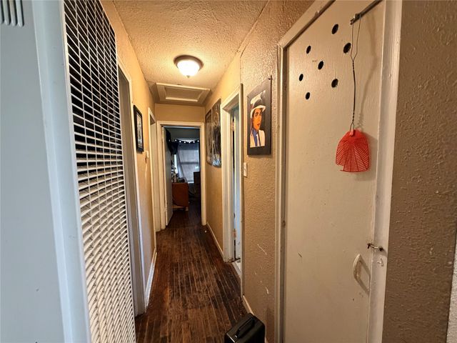 2016 Daniel Street, Fort Worth, TX 76104