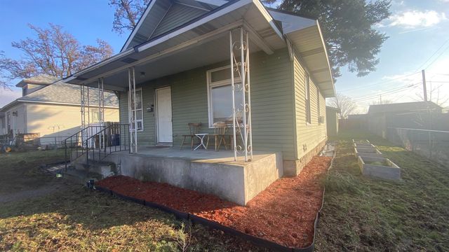 1408 E Providence Ave, Spokane, WA 99207