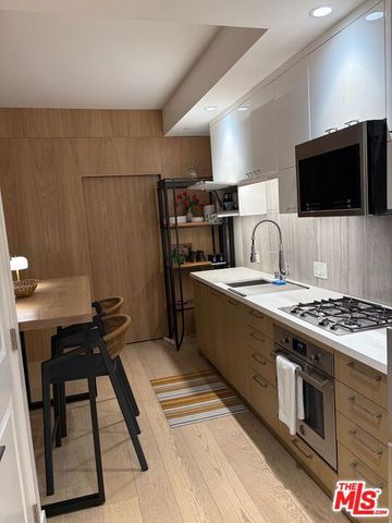 400 S Broadway 917, Los Angeles, CA 90013