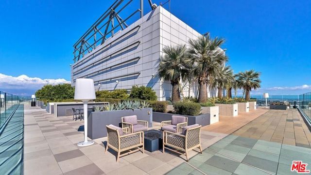 400 S Broadway 917, Los Angeles, CA 90013
