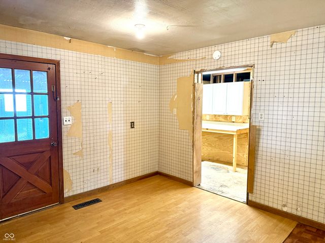 241 Mooreland Drive, Whiteland, IN 46184