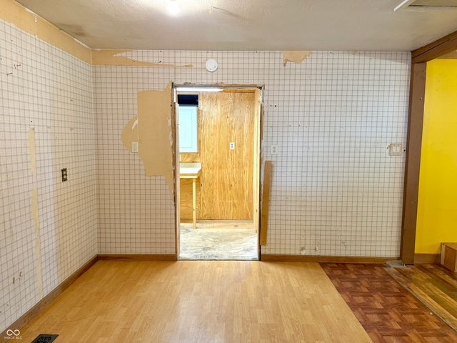 241 Mooreland Drive, Whiteland, IN 46184