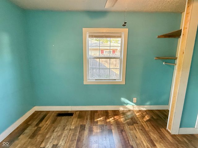 241 Mooreland Drive, Whiteland, IN 46184